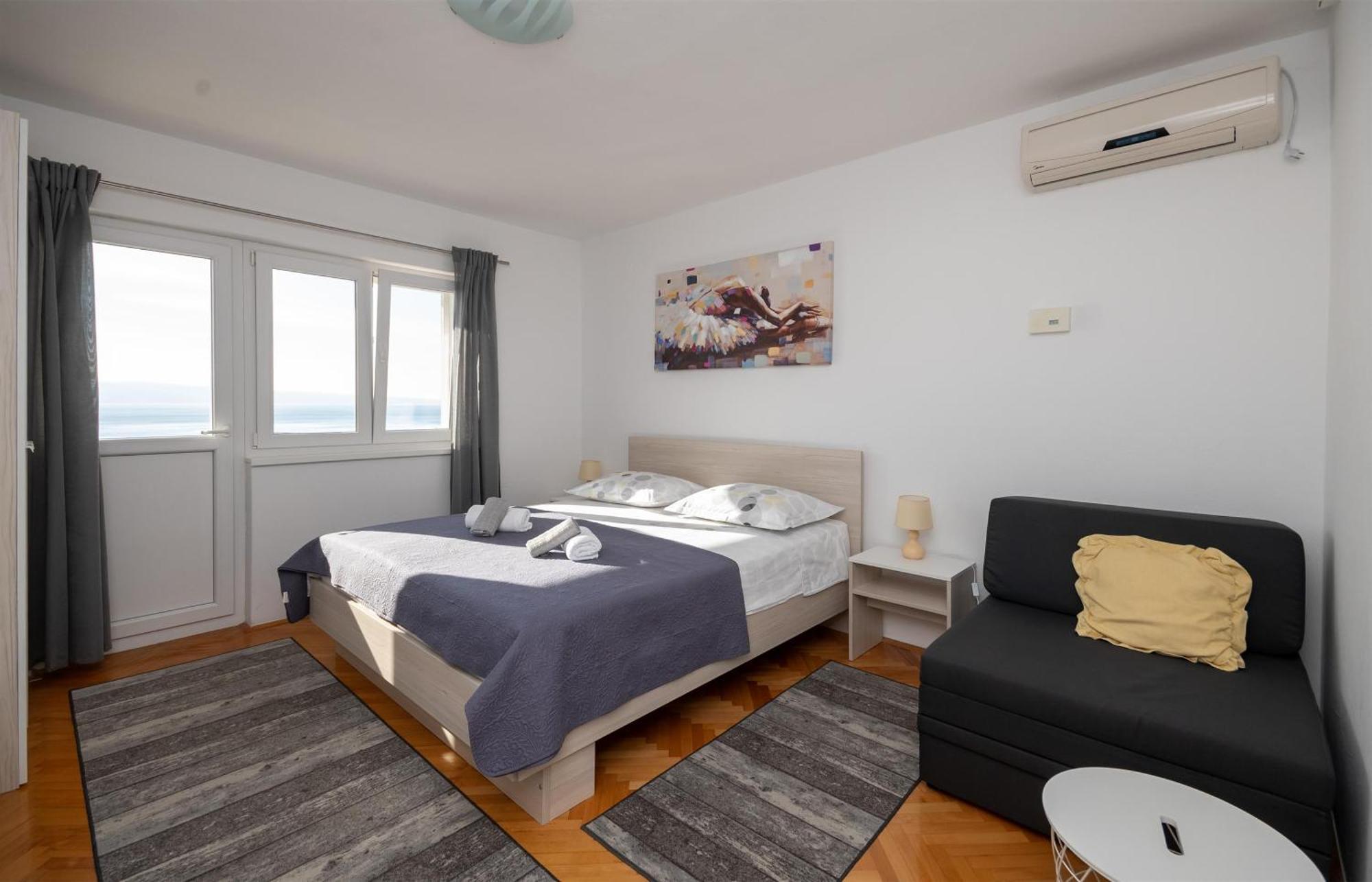 Apartments Ivan - With Parking โอมิช ภายนอก รูปภาพ