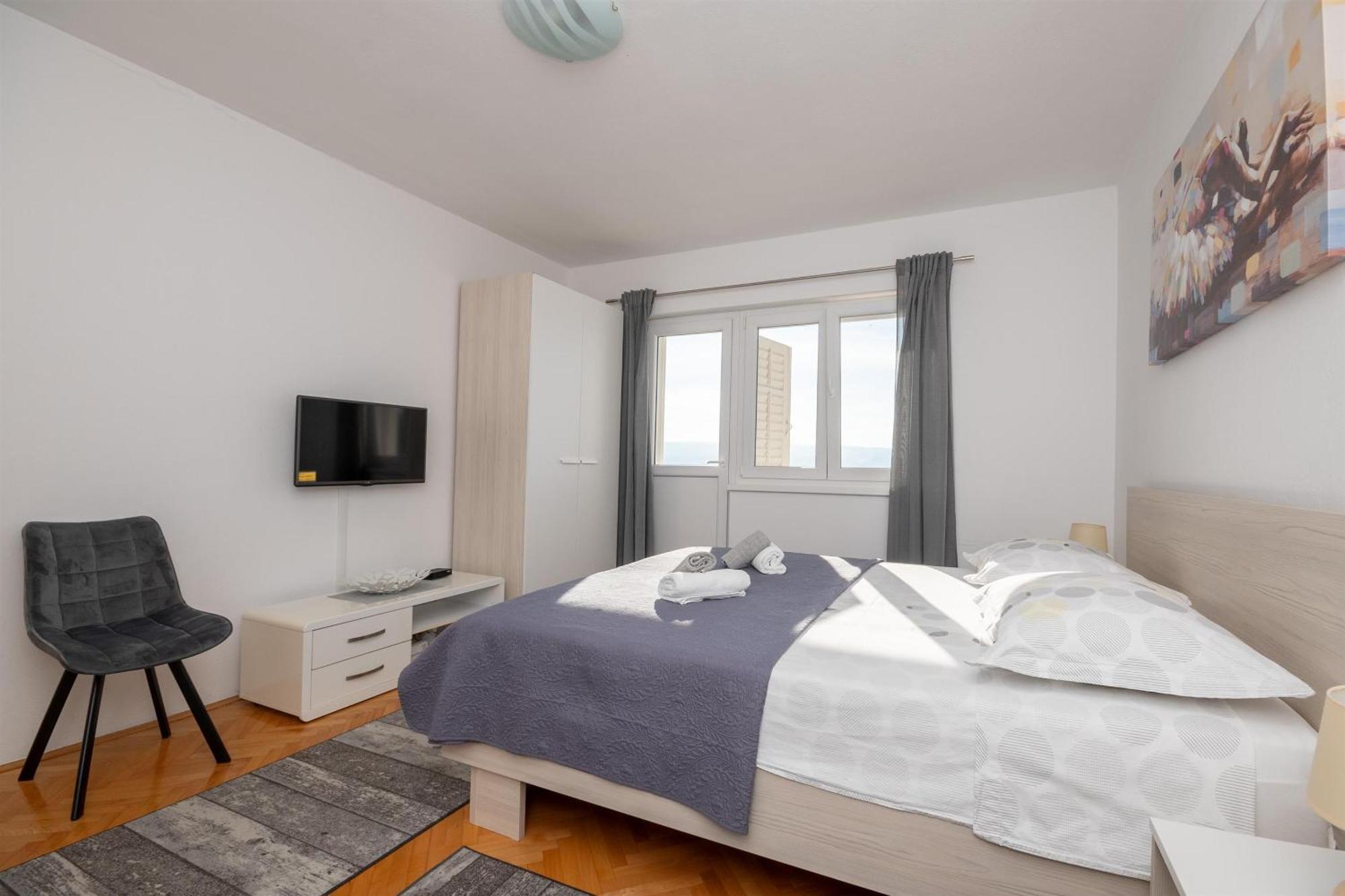 Apartments Ivan - With Parking โอมิช ภายนอก รูปภาพ